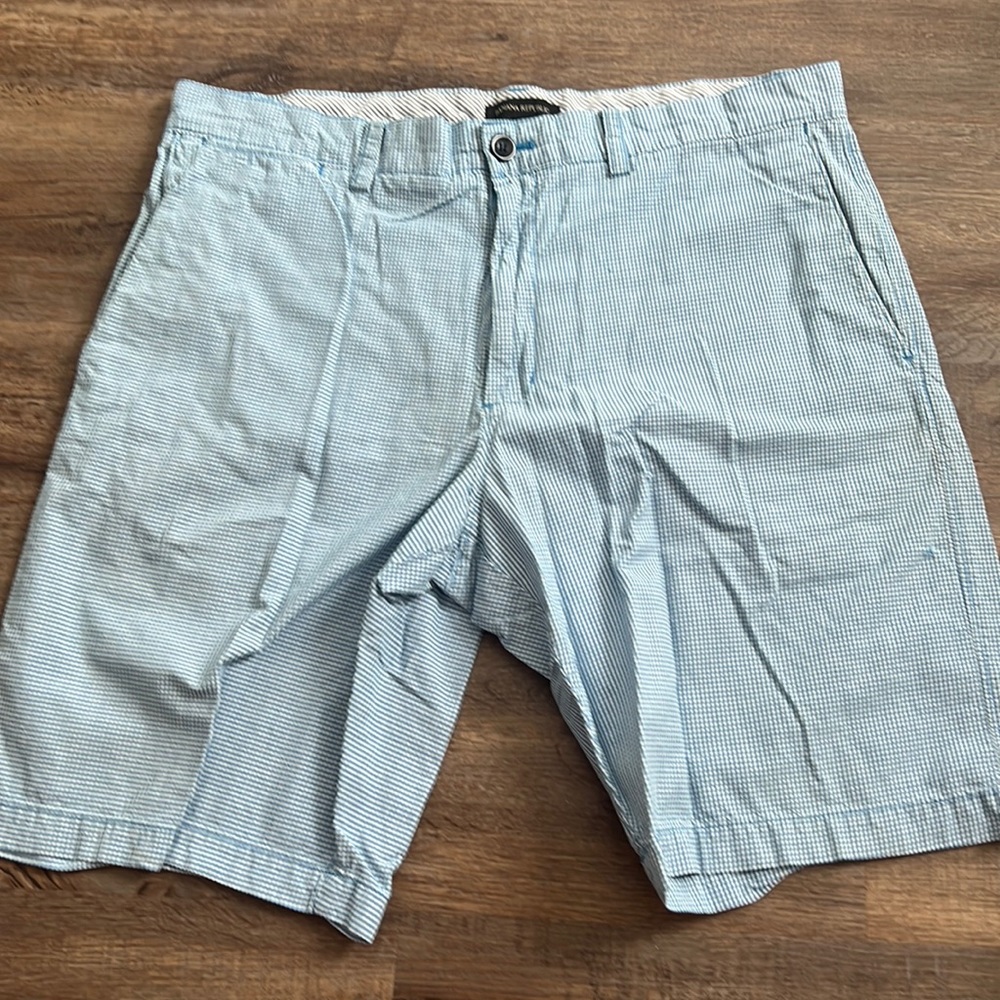 Men’s Banana Republic shirts